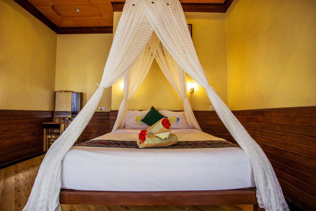 Secret Point Huts Lembongan