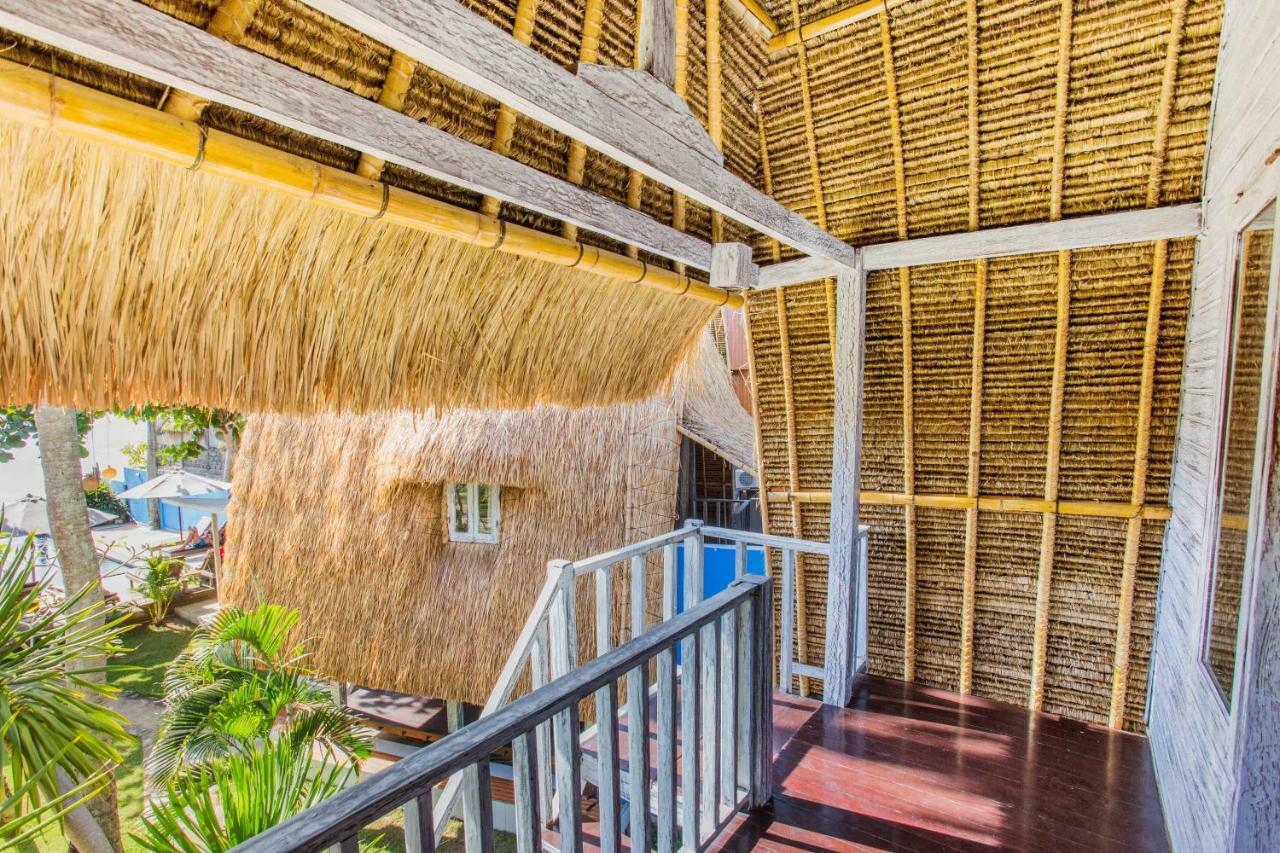 Secret Point Huts 3* Lembongan